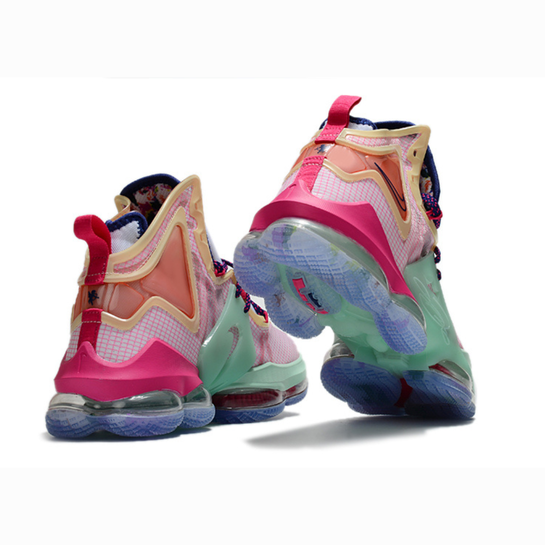Tênis Nike Lebron 19 EP "VALENTINE'S DAY"