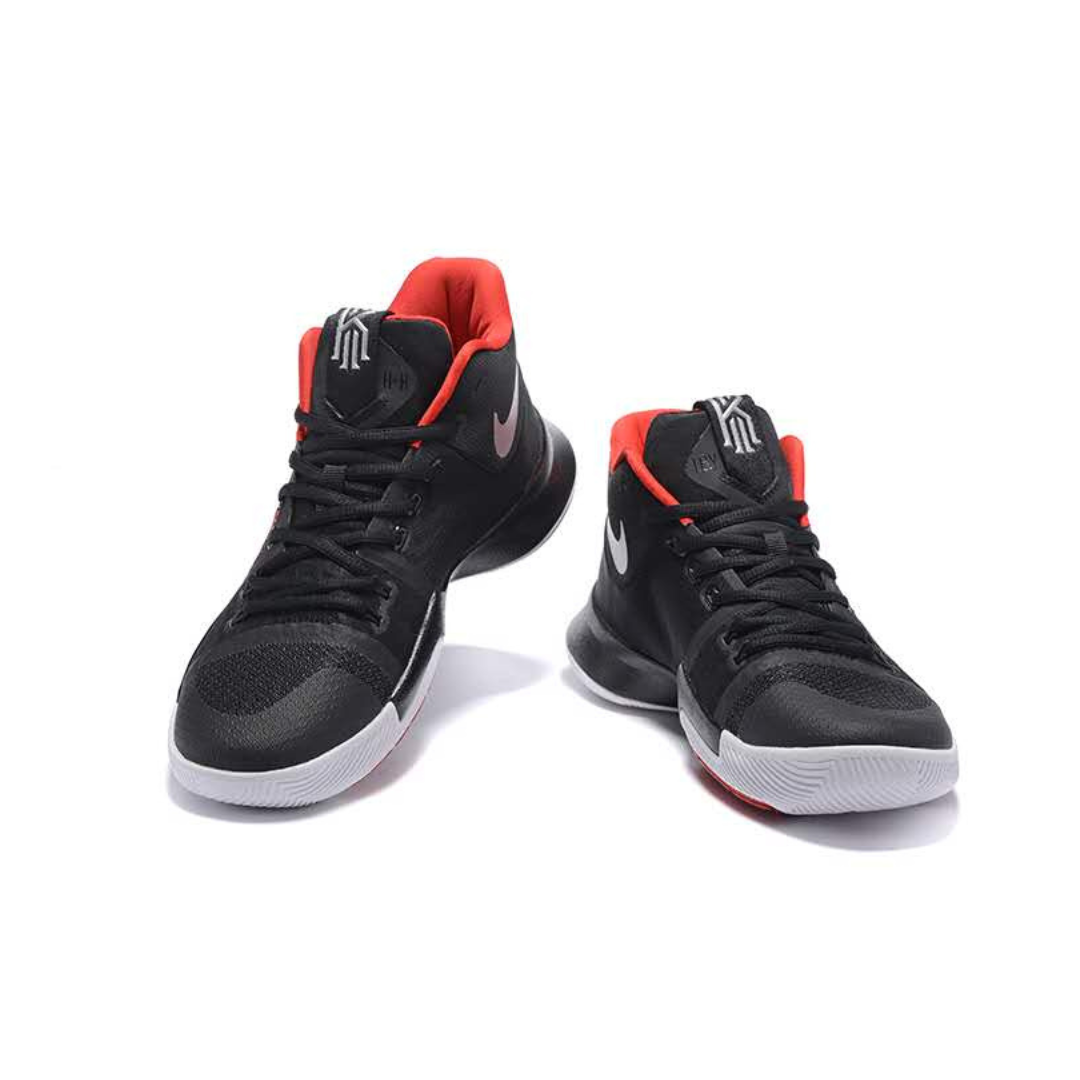 Tênis Nike Kyrie 3