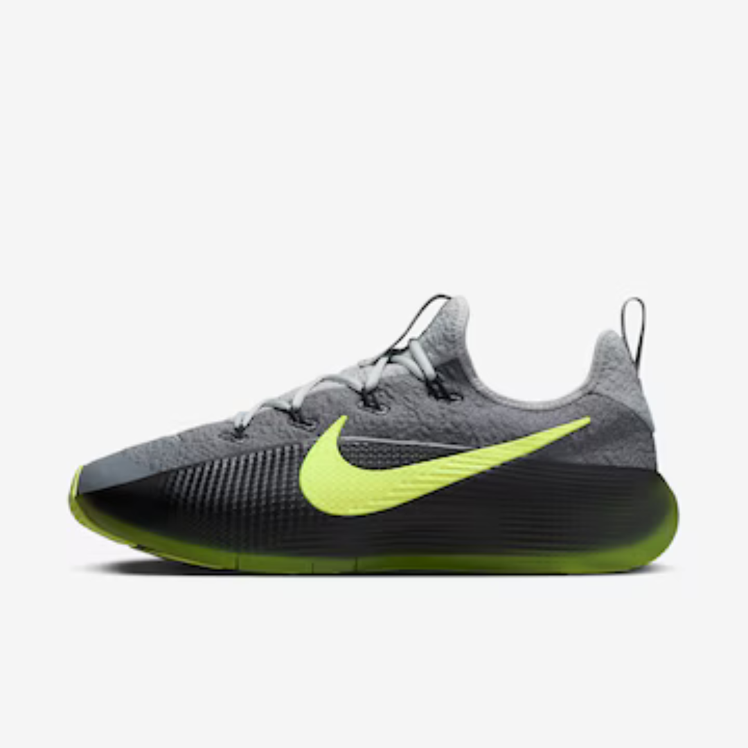 Tênis Nike Lebron TR1