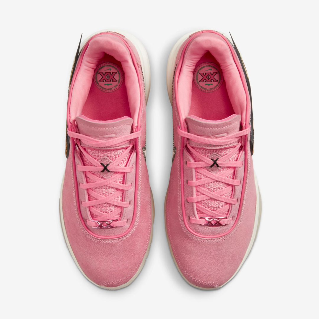 Tênis Nike LeBron 20