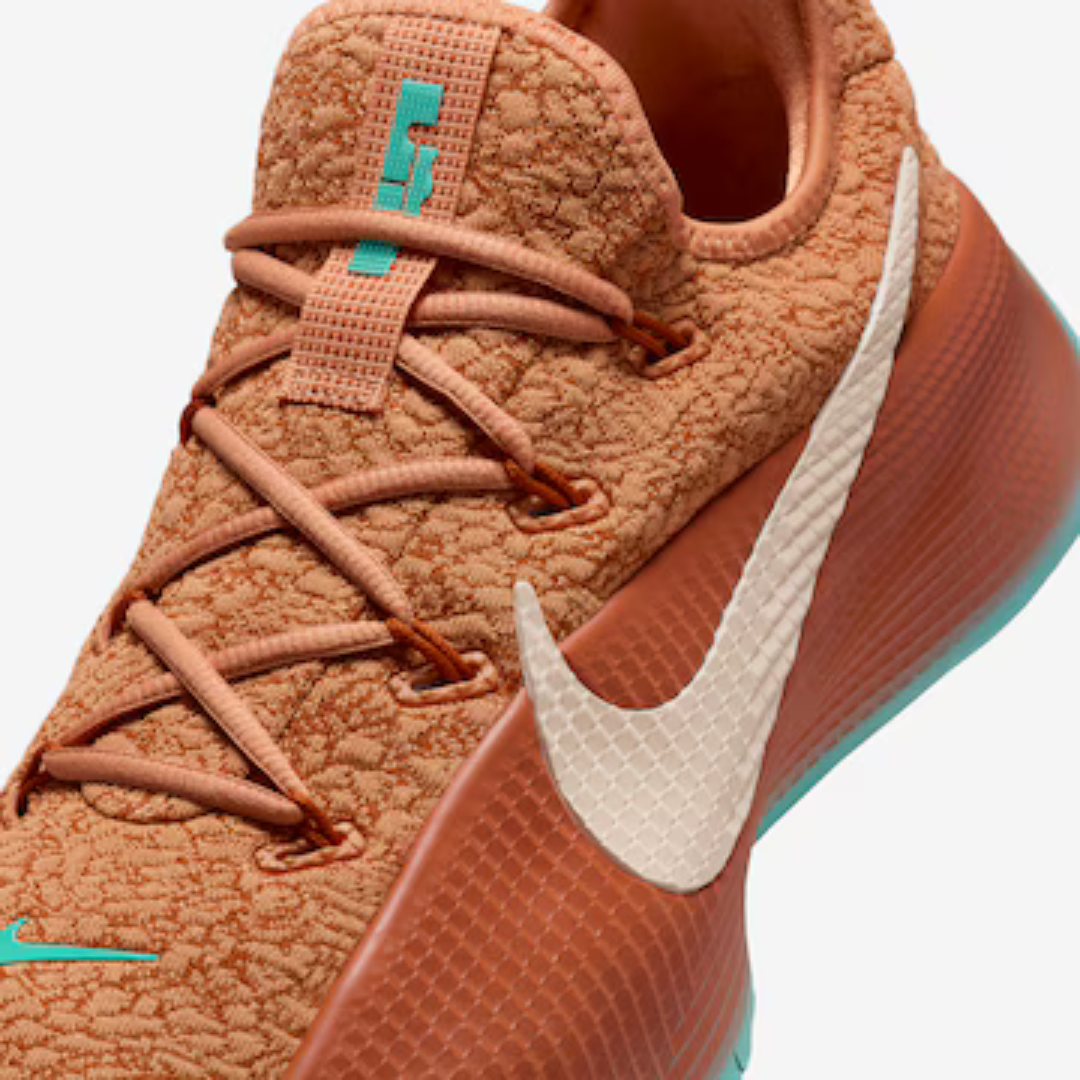 Tênis Nike Lebron TR1