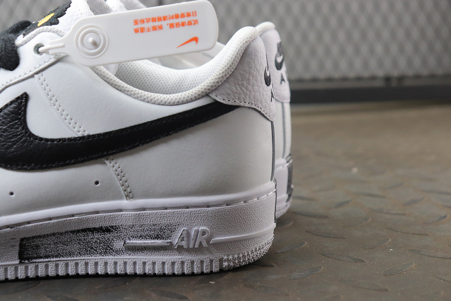 G-Dragon x Nike Air Force 1 Peaceminusone Paranoise 2.0