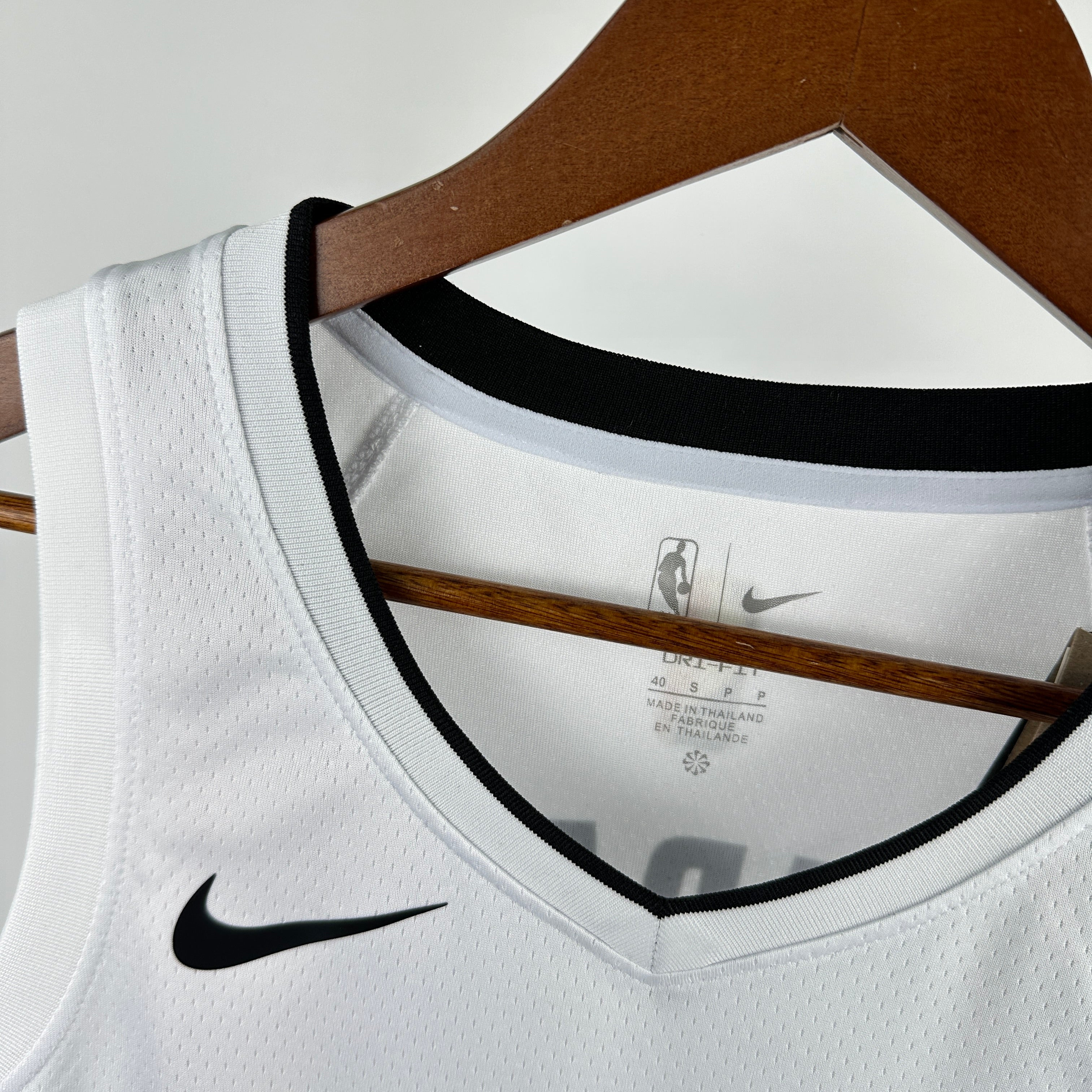 Camisa Regata NBA Unissex Camisa de jogador Swingman Nike Nikola Jokic Denver Nuggets 2024/25 - City Edition