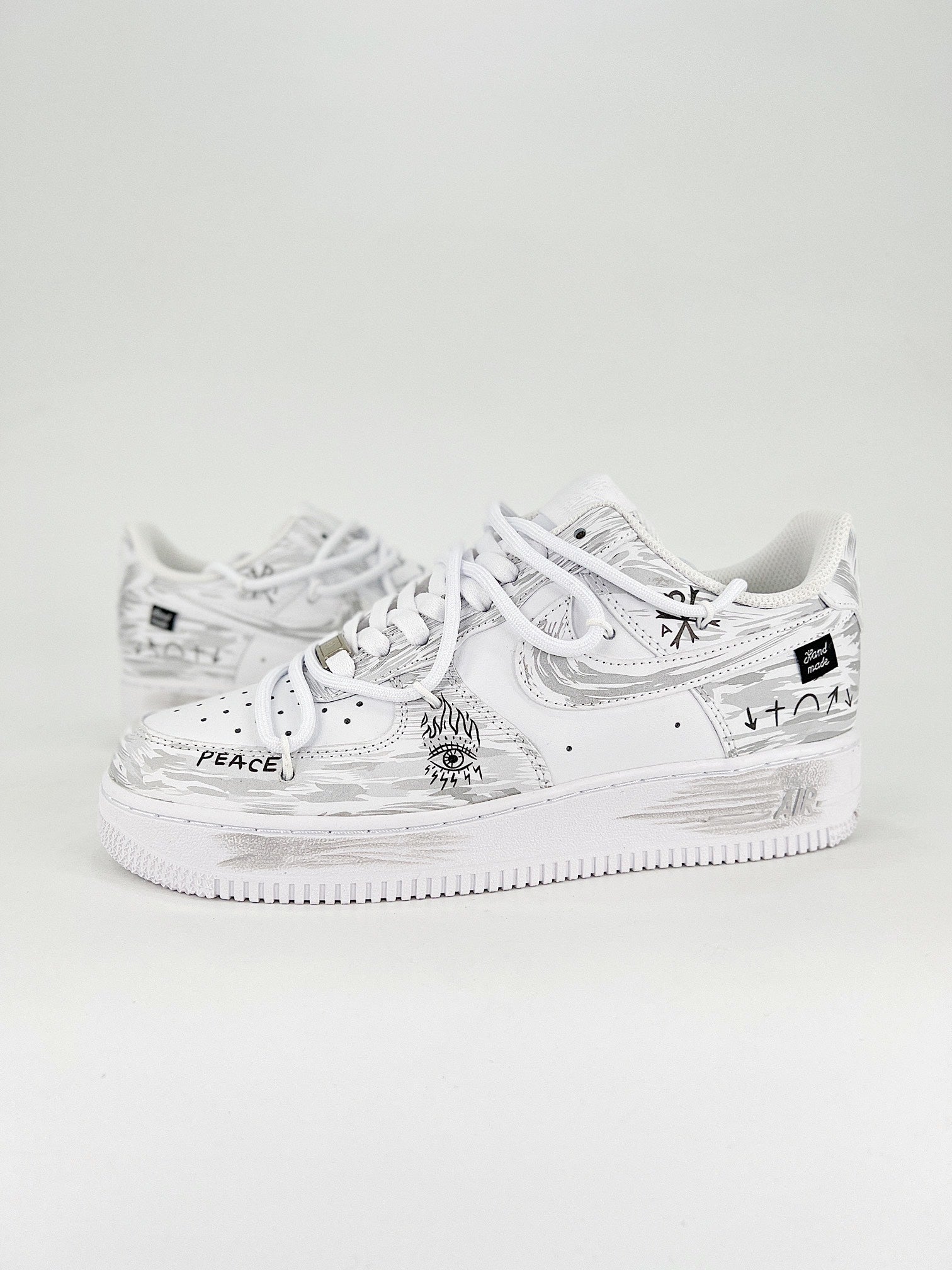 Nike Air Force 1