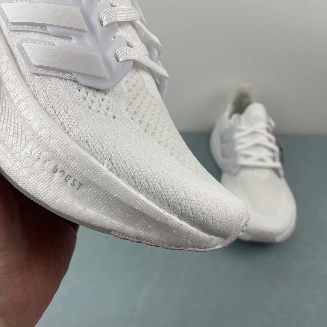 Tênis Ultraboost 5