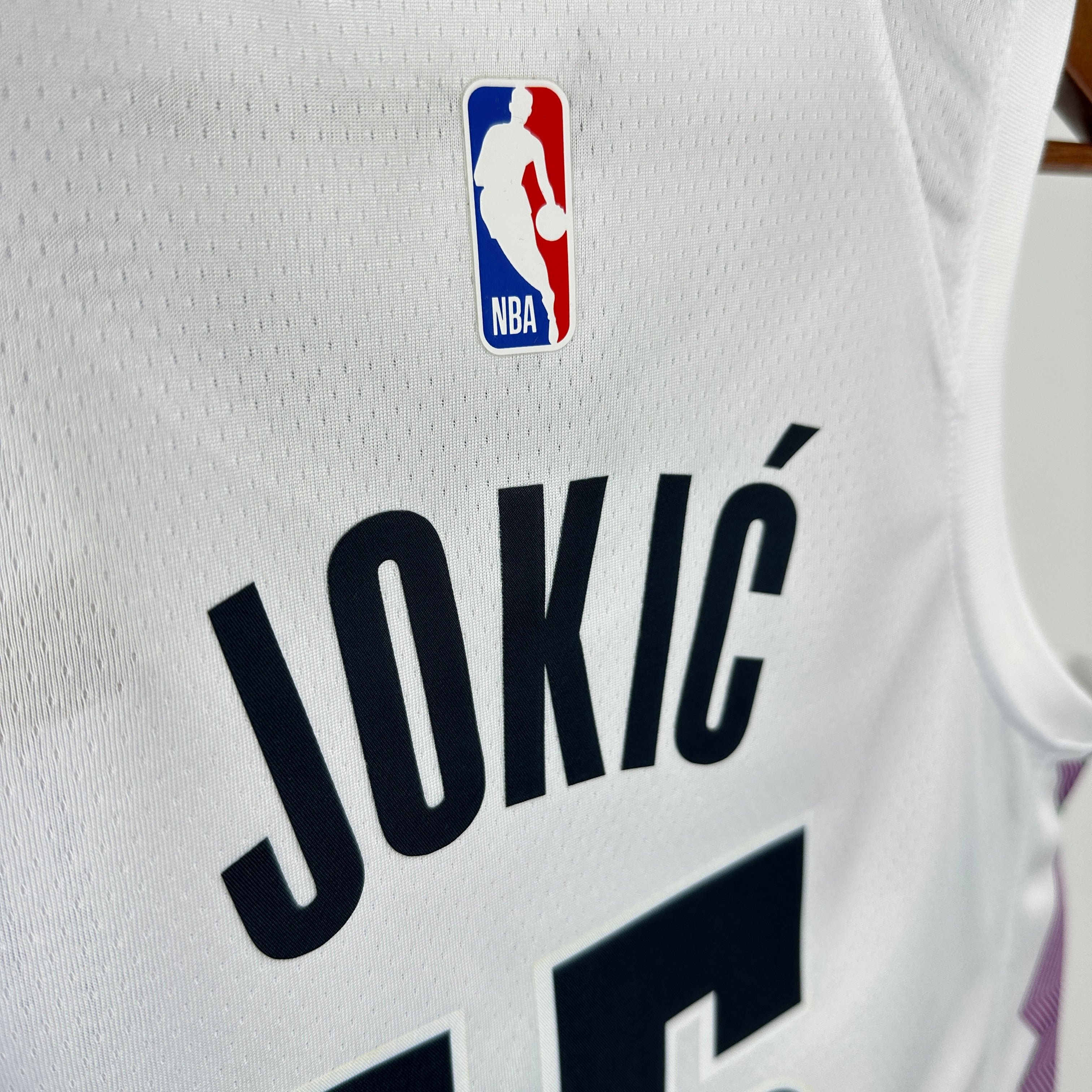 Camisa Regata NBA Unissex Camisa de jogador Swingman Nike Nikola Jokic Denver Nuggets 2024/25 - City Edition