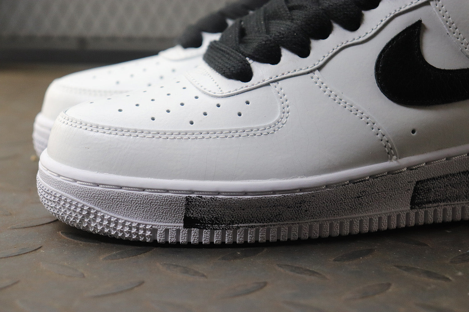 G-Dragon x Nike Air Force 1 Peaceminusone Paranoise 2.0