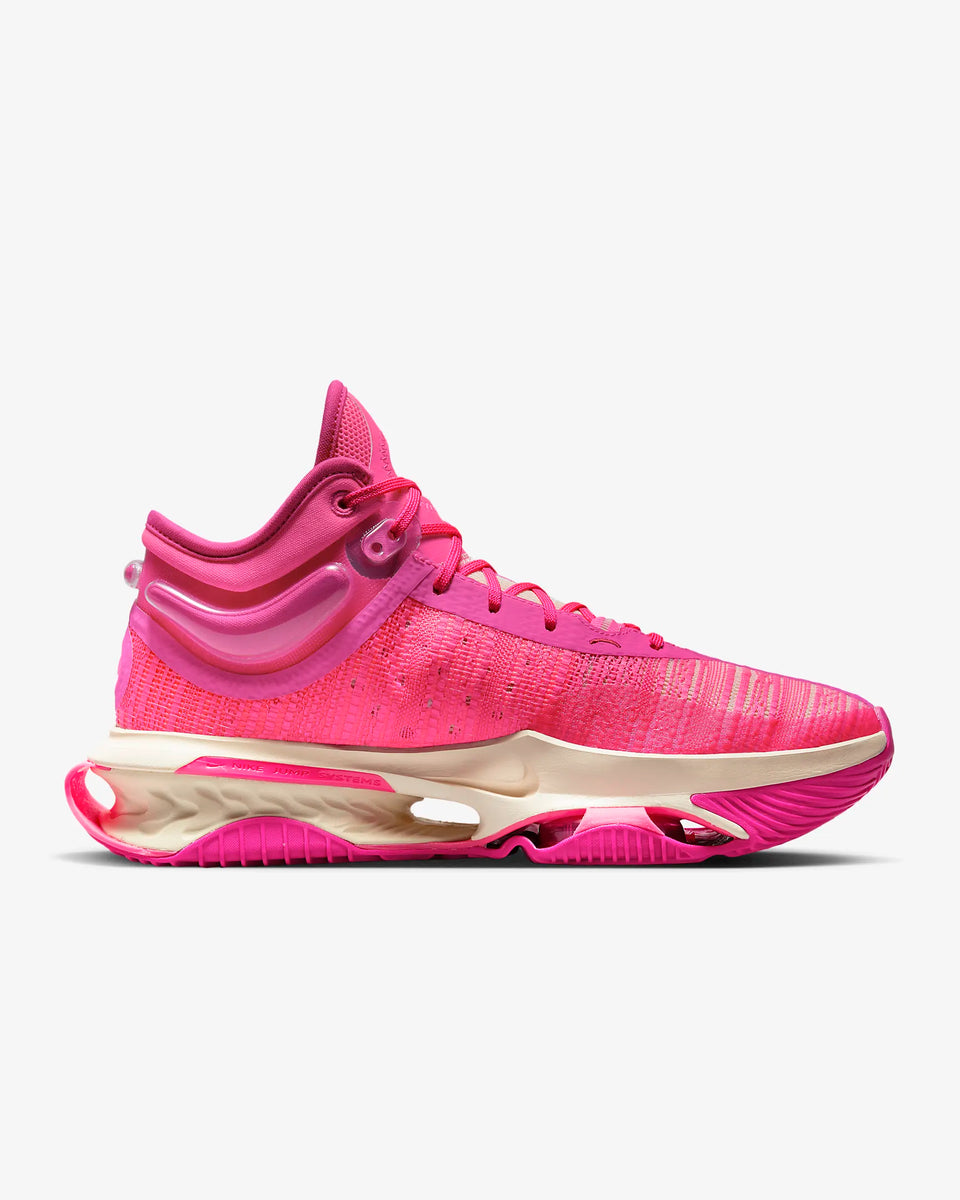 Pink basketball clearance shoes 2019