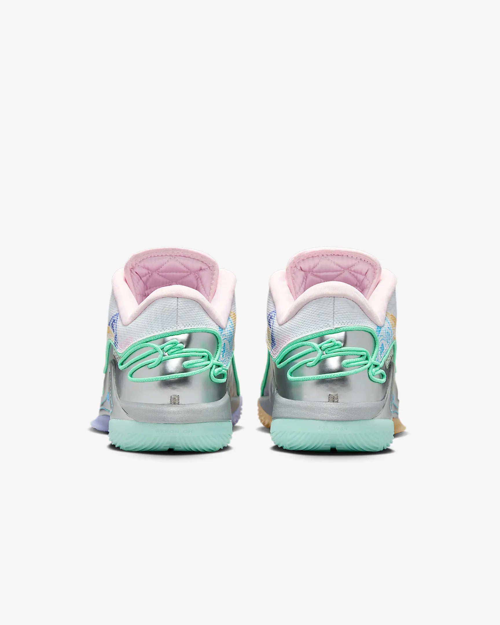 LeBron XXII "Currency"