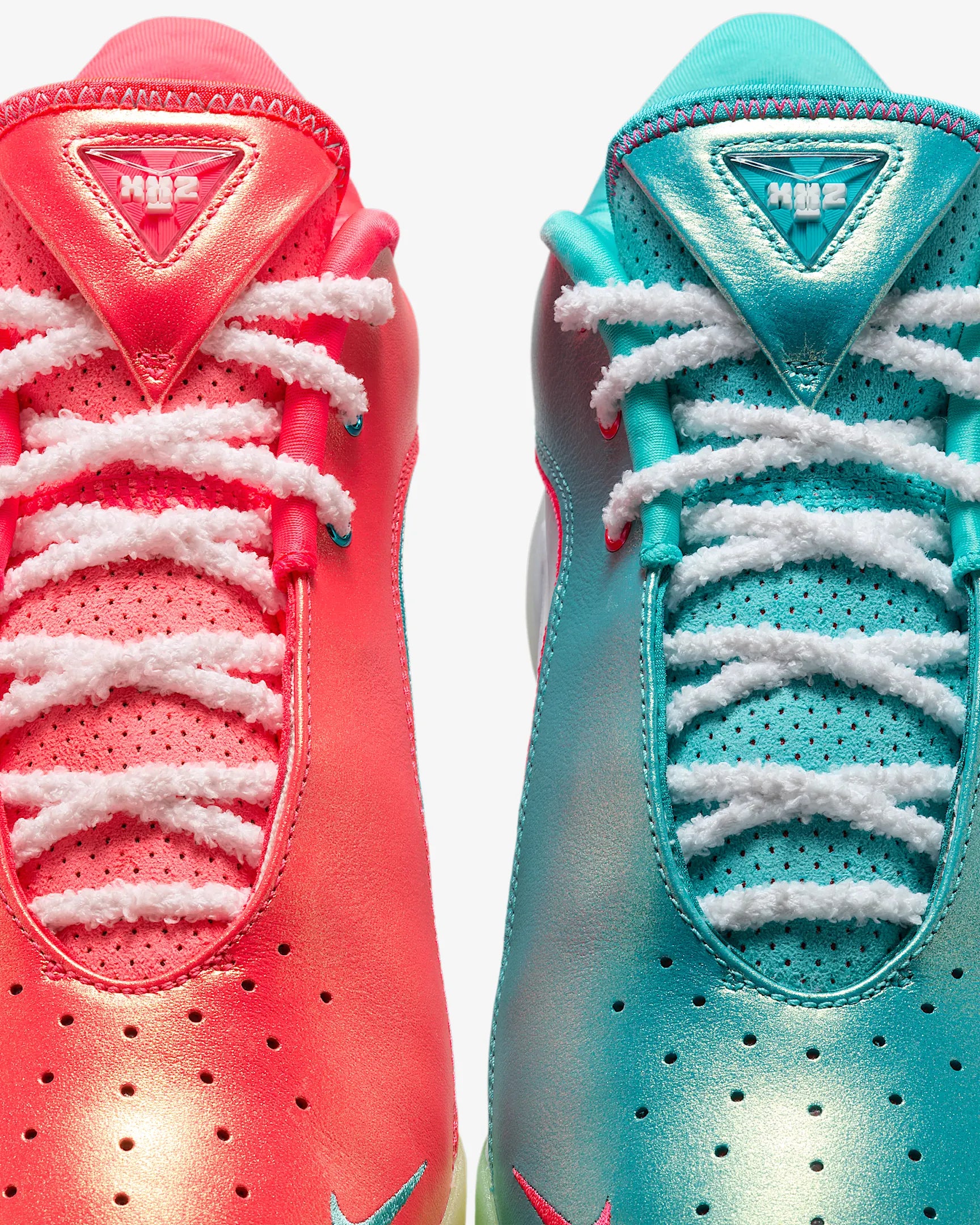 LeBron XXII "Limelight"