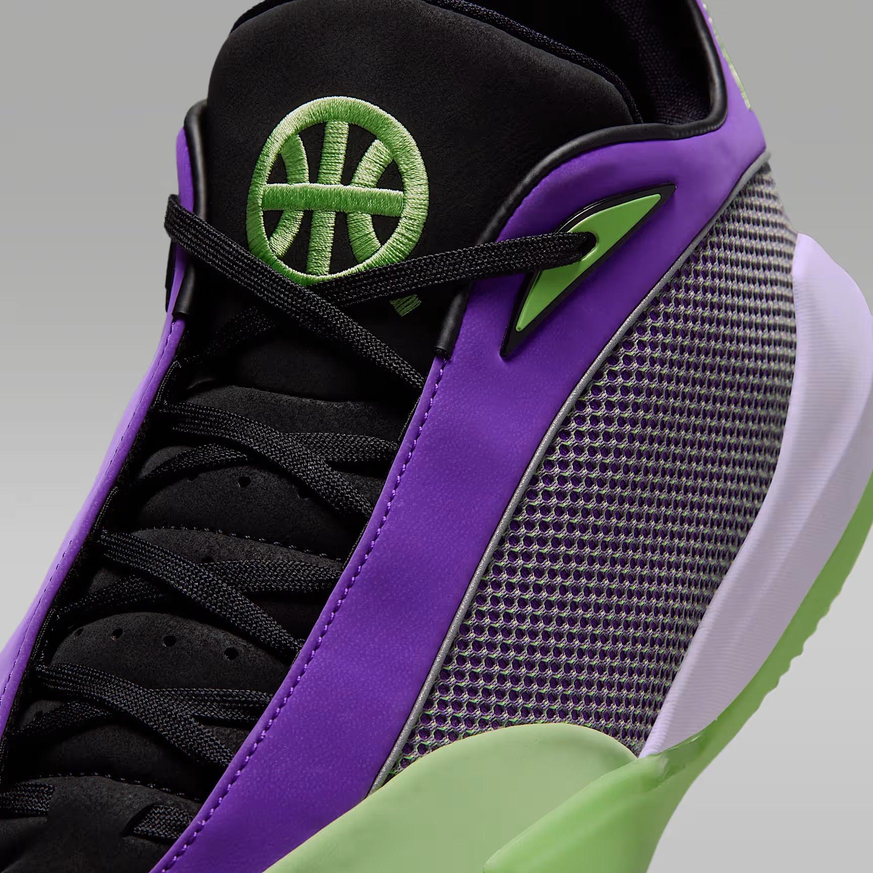 Jordan Triangle “Quai 54”