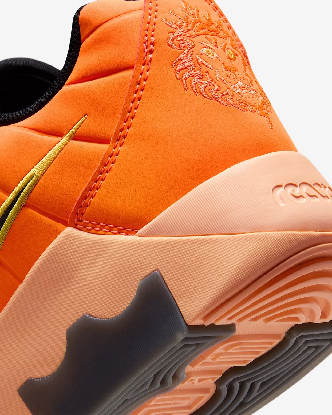 Tênis Nike LeBron Witness IX