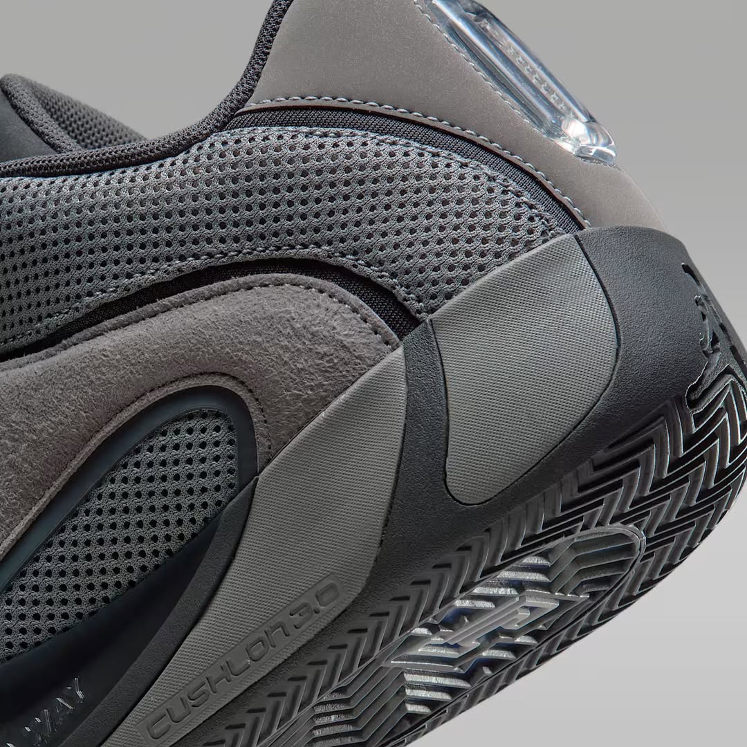 Tatum 4 "Smoke Grey"