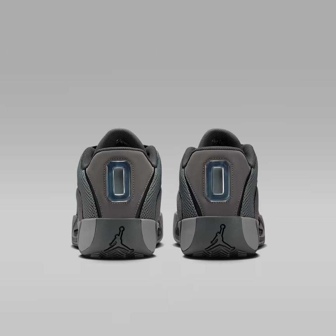Tatum 4 "Smoke Grey"