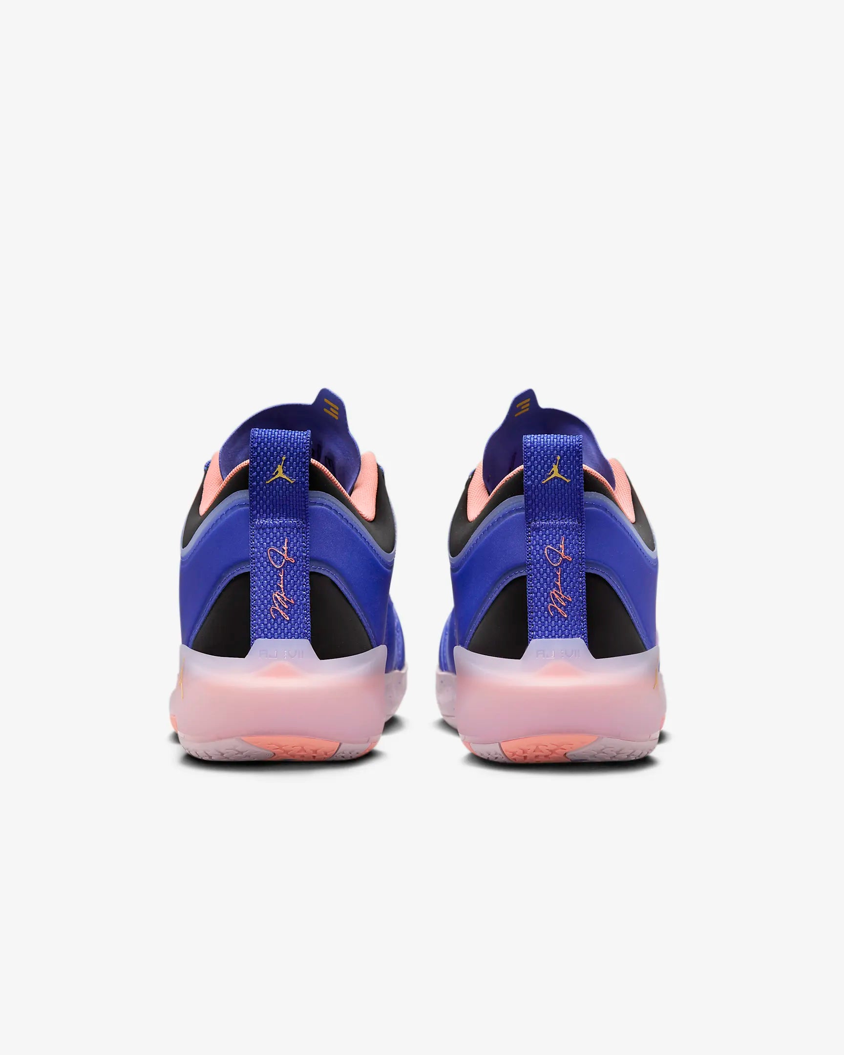 Air Jordan XXXVII Low