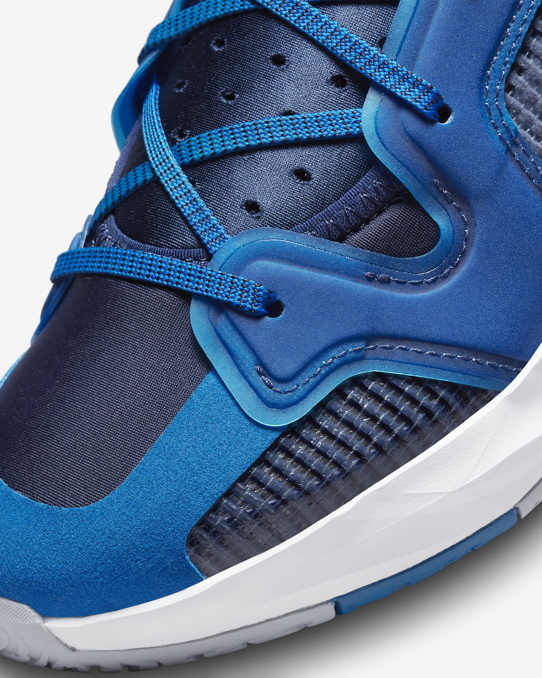 Air Jordan XXXVII Low