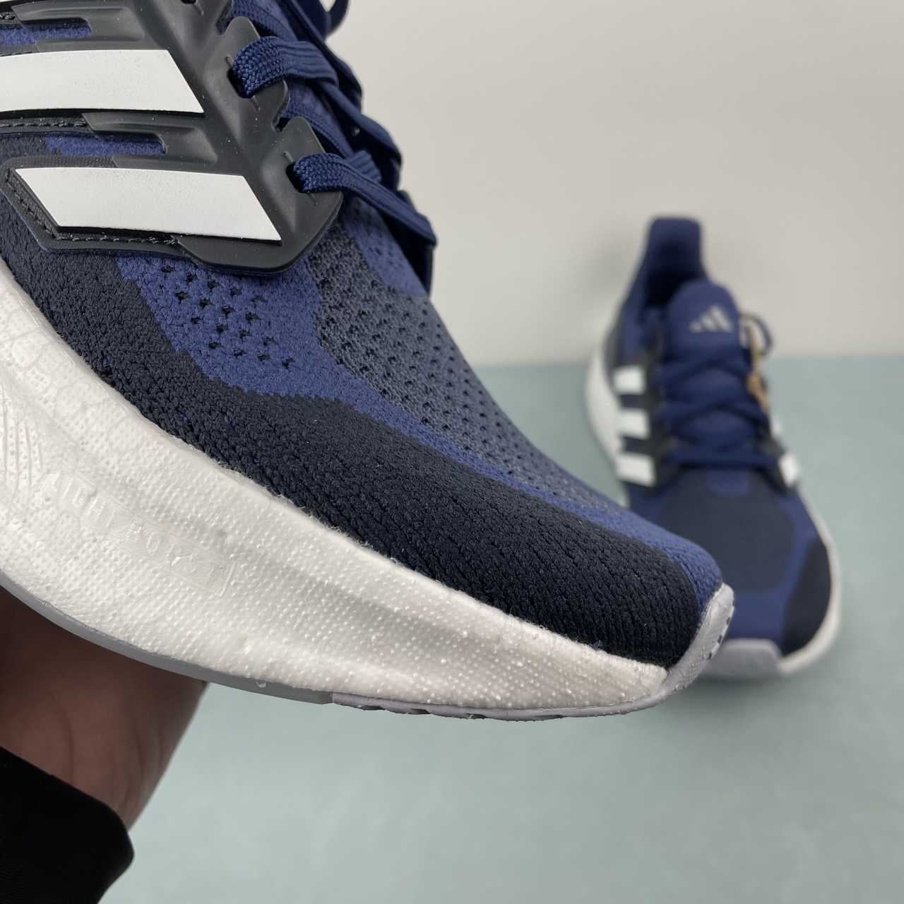 Tênis Ultraboost 5