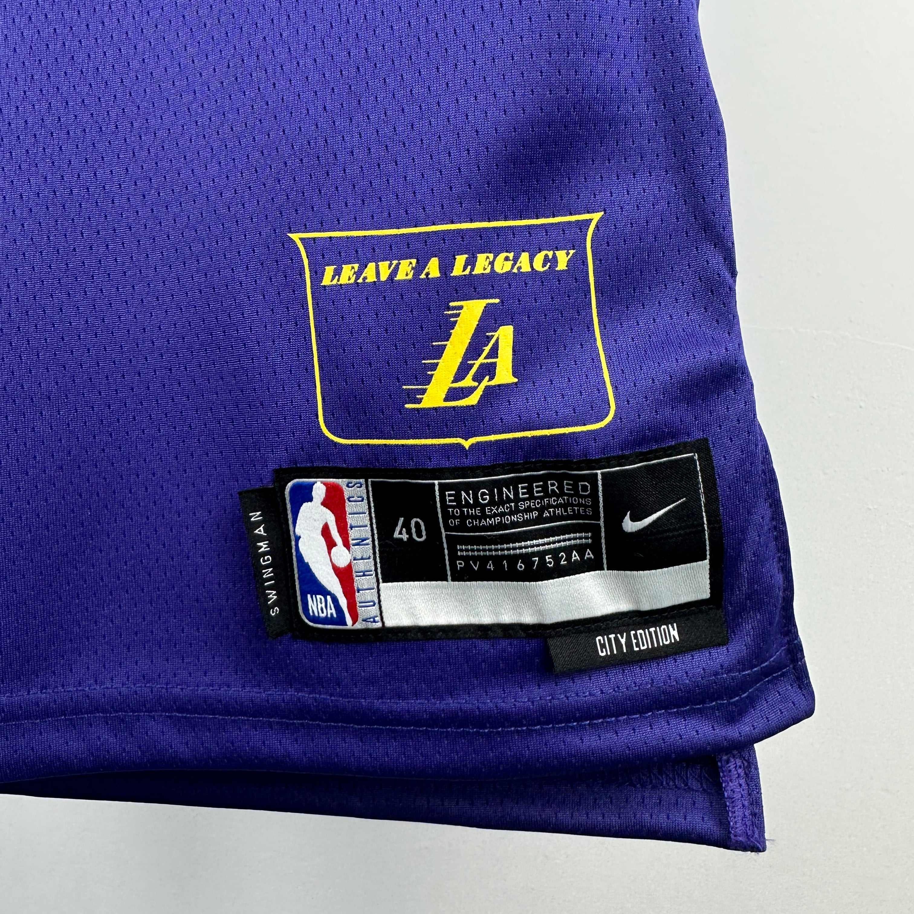 Camisa Regata NBA Swingman Nike Rui Hachimura do Los Angeles Lakers Unissex 2024/25 roxa - City Edition