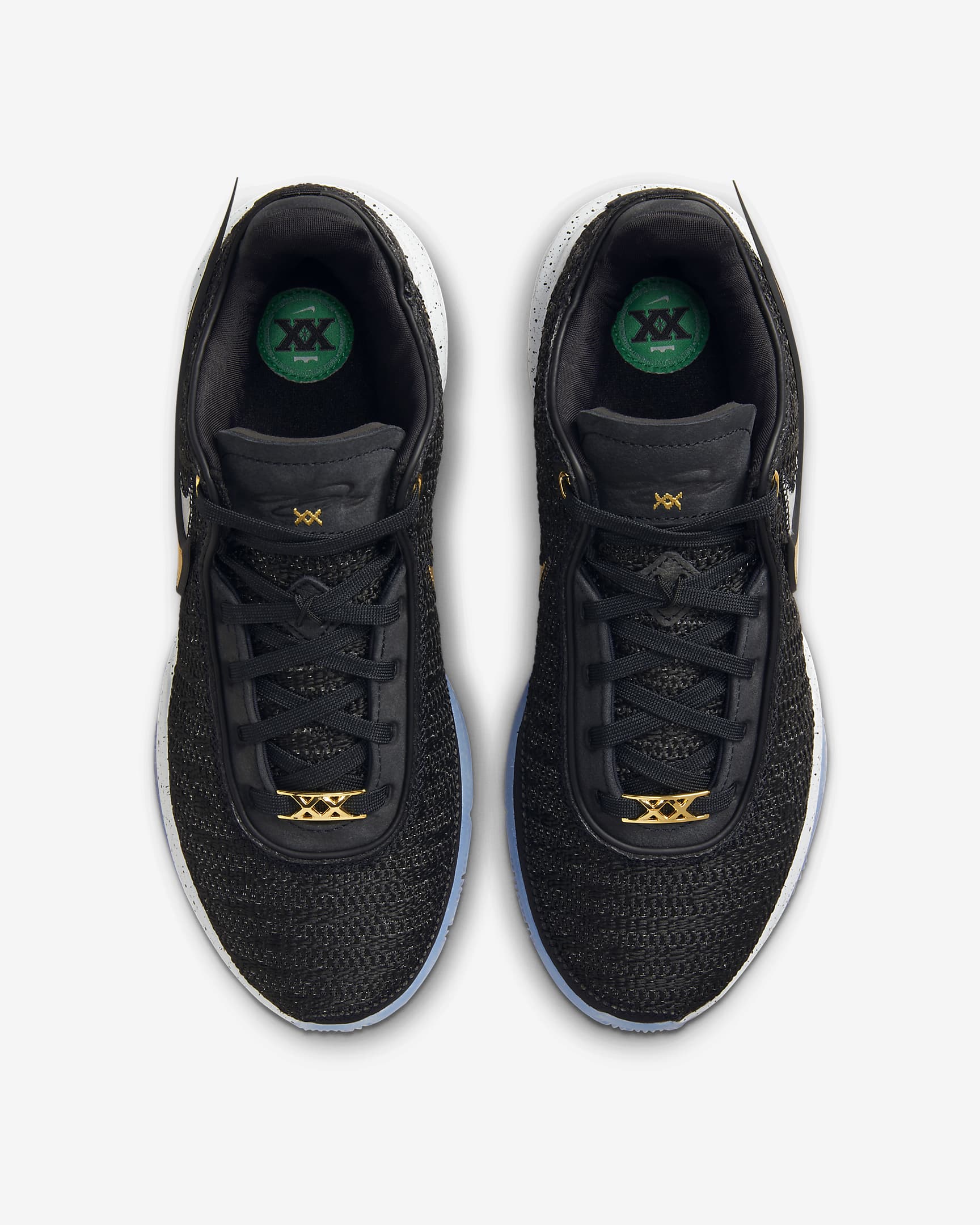 Tênis Nike LeBron 20