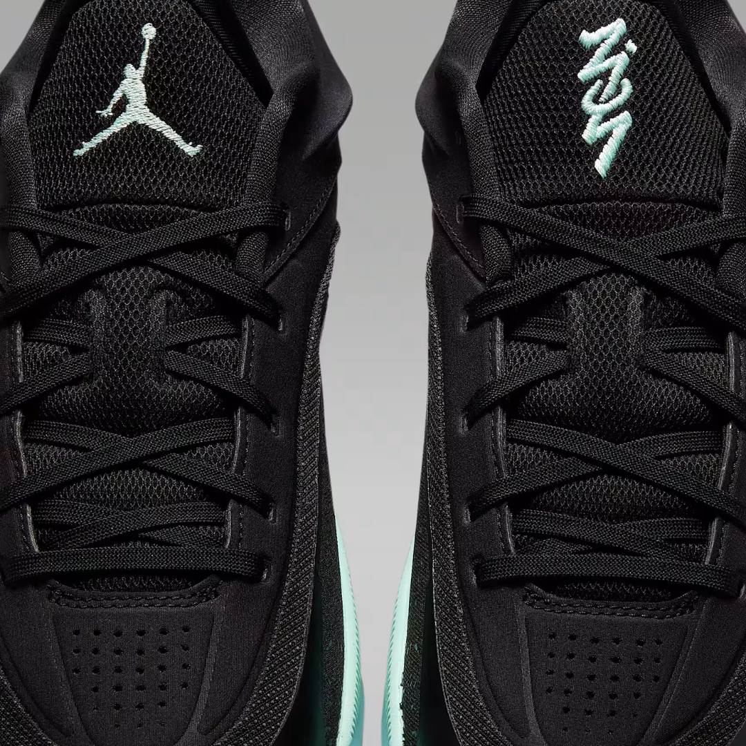 Tênis Jordan Zion 4