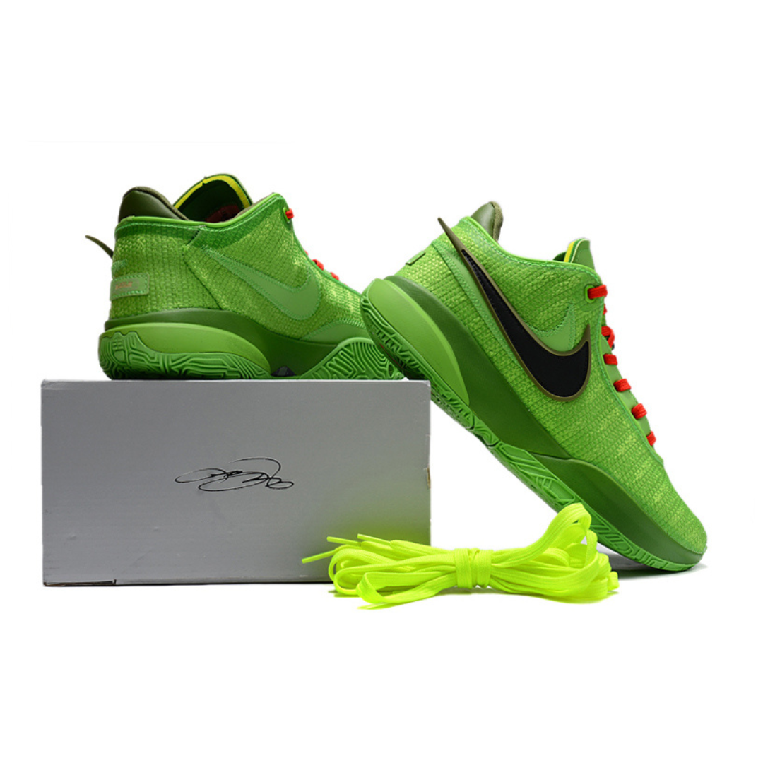 Tênis Nike LeBron 20