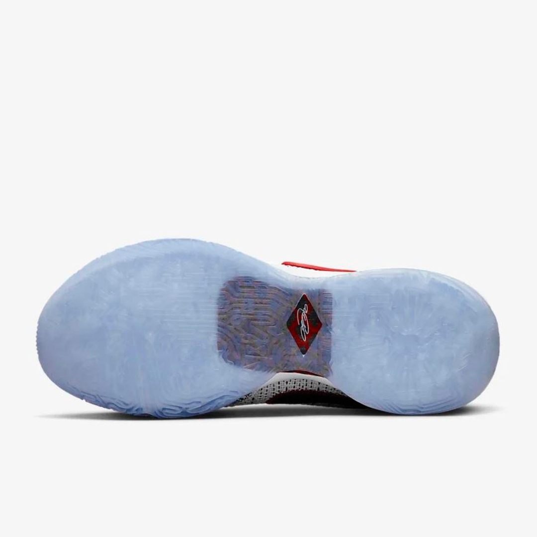 Tênis Nike LeBron 20