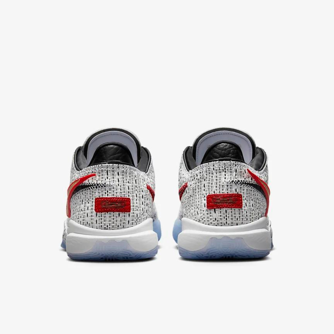 Tênis Nike LeBron 20