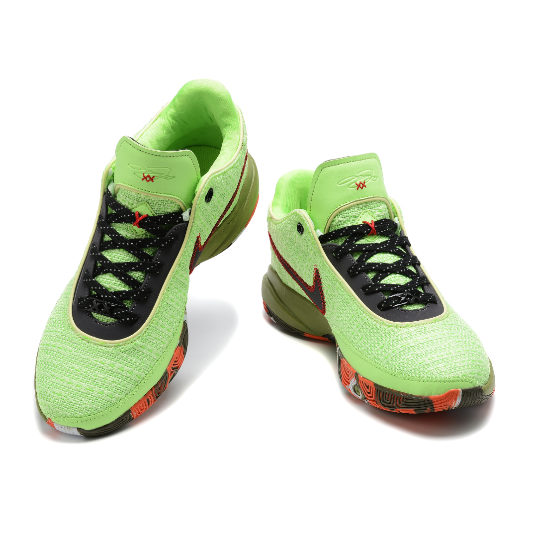 Tênis Nike LeBron 20