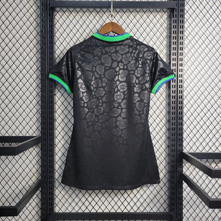 Camisa Nike Brasil 2022/23 Torcedor Feminina Black Gola Verde Estampa Onça Pintada