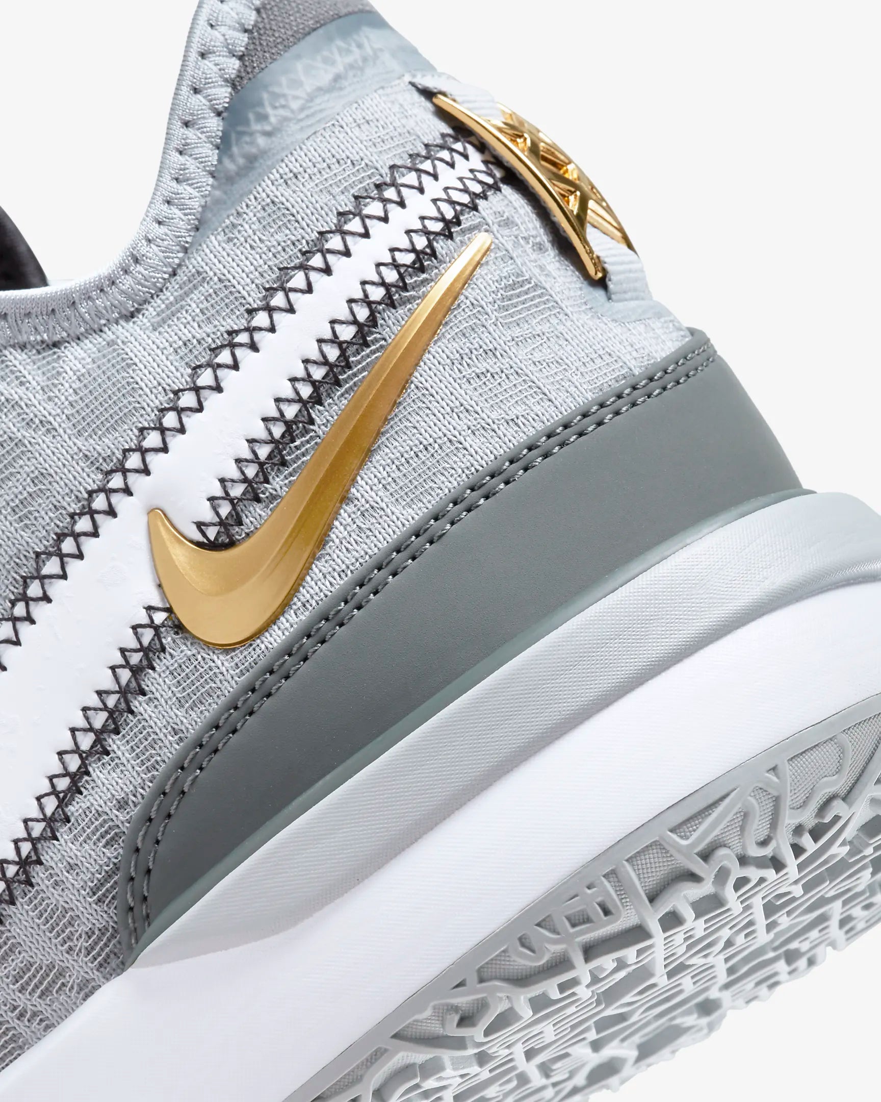 LeBron NXXT Gen