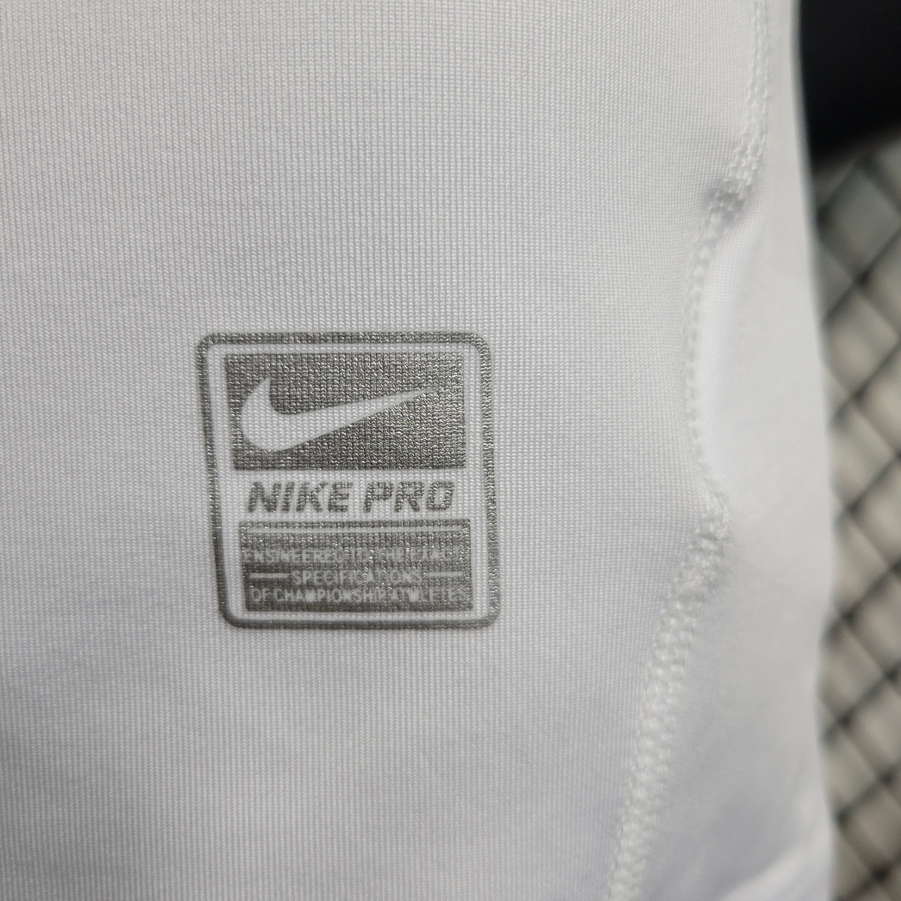 Regata de Compressão Nike Dri-Fit