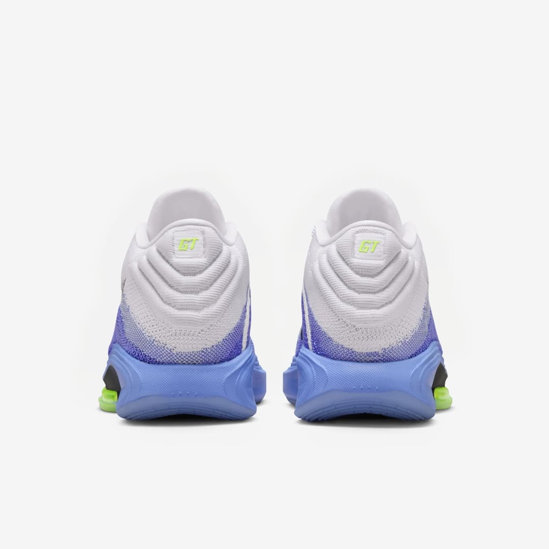 Nike G.T. Hustle 3