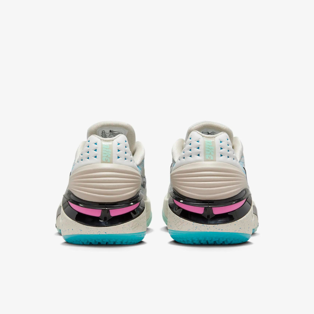 Tênis de Basquete Nike Air Zoom G.T. Cut 2 Tênis de Basquete Nike Air Zoom G.T. Cut 2