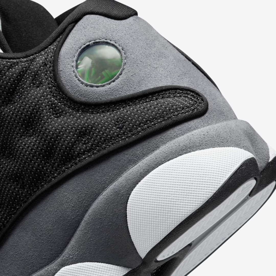 Air Jordan 13 "Black Flint"