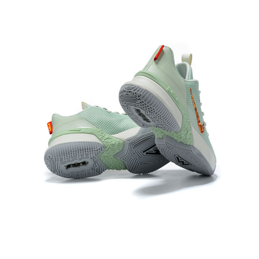 Nike LeBron Amabassador 13 Nike LeBron Amabassador 13