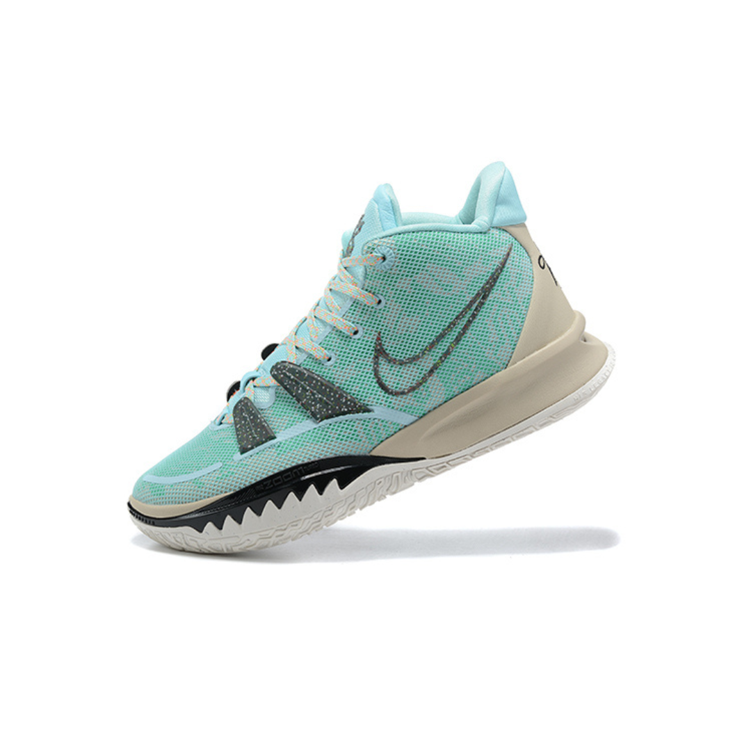 Tênis Nike Kyrie 7