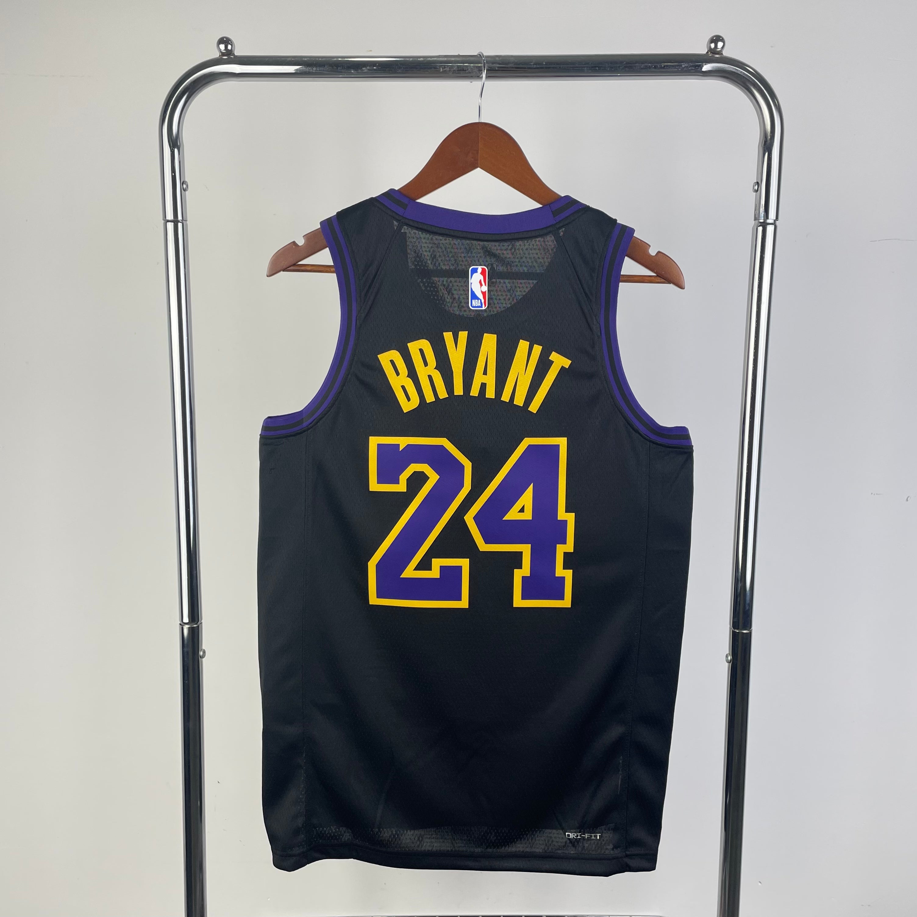 Camisa Los Angeles Lakers Kobe Bryant Nike Swingman
