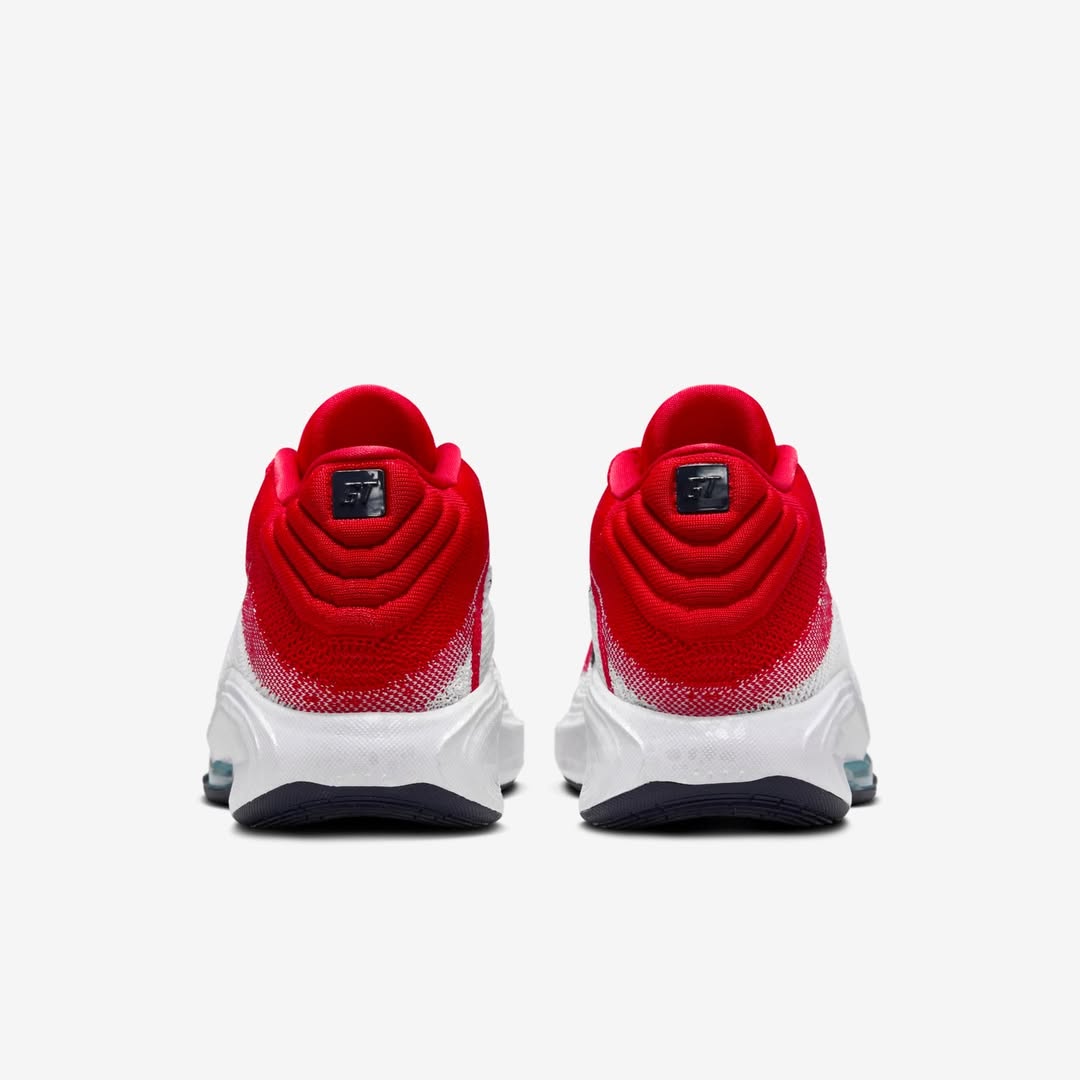 Nike G.T. Hustle 3