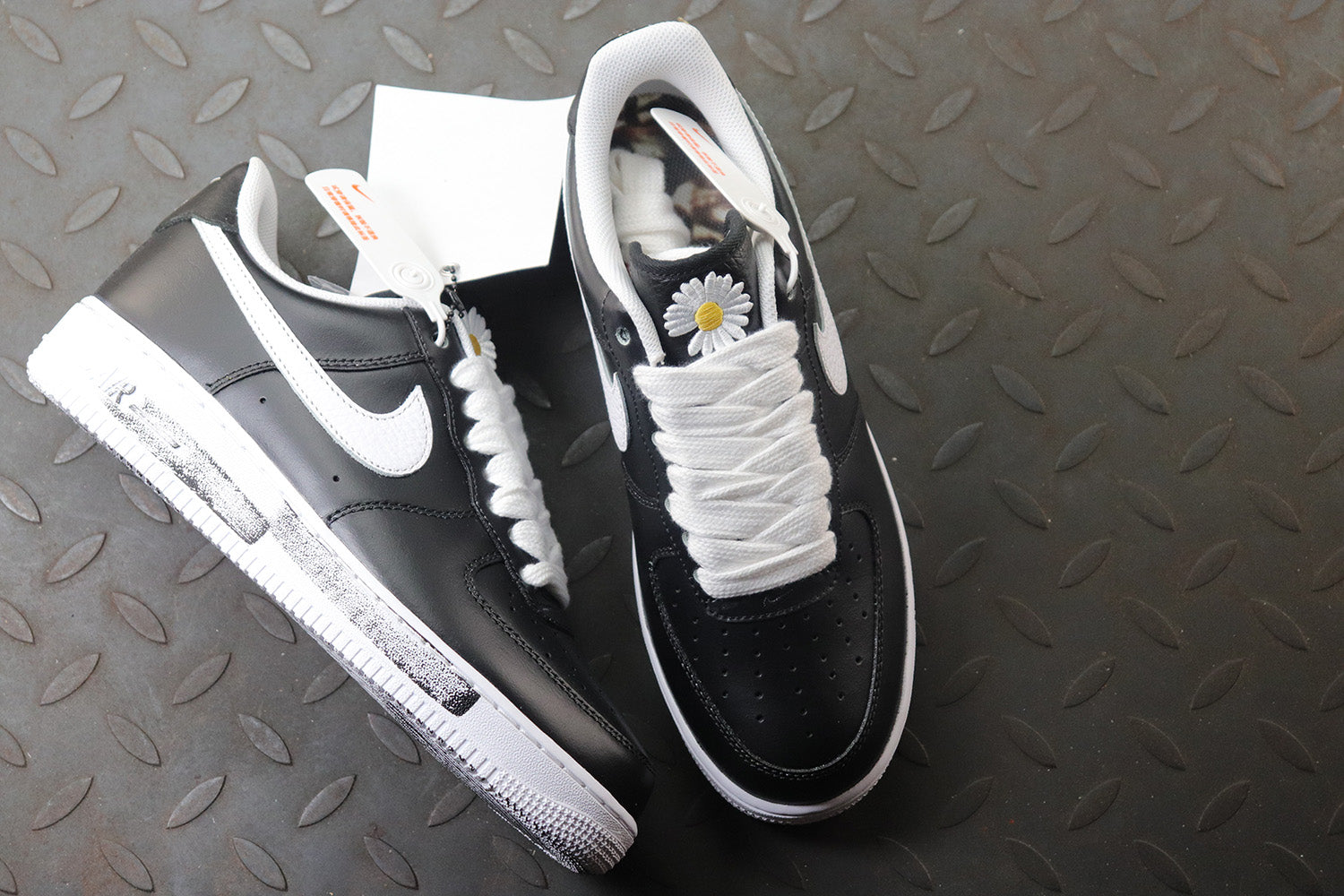 NIKE x G-Dragon x PEACEMINUSONE - Air Force 1 Low 