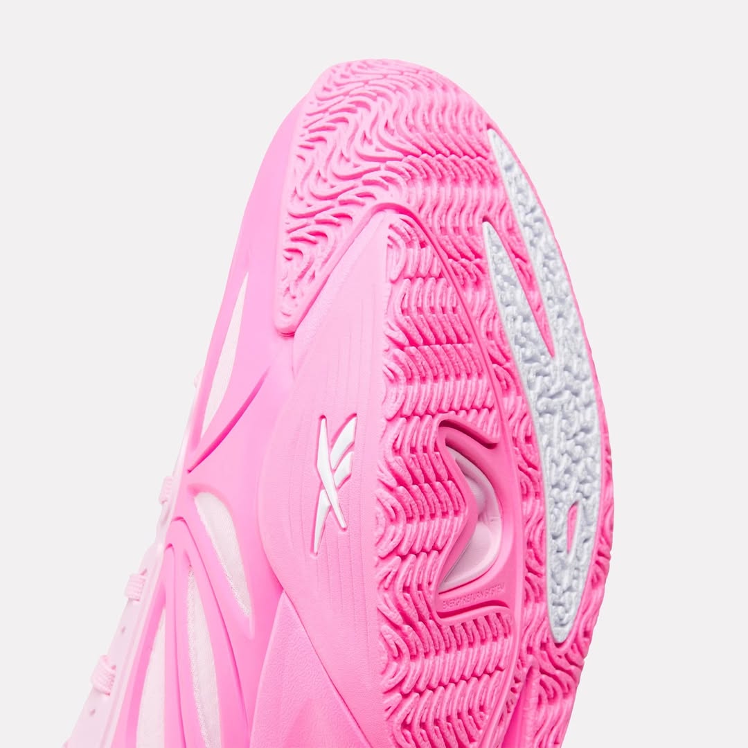 Tênis Reebok Angel Reese 1 “MEBOUNDS”