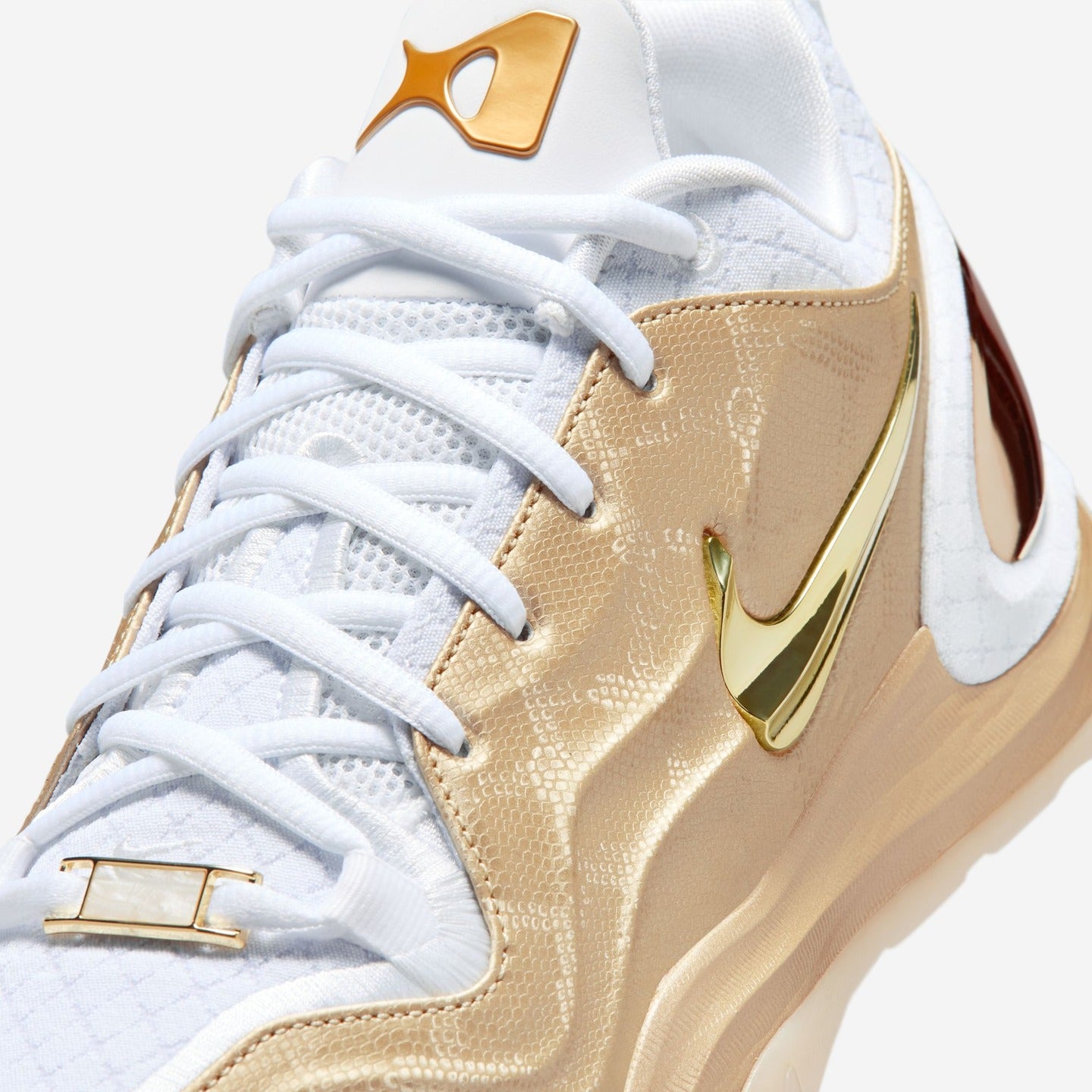 Nike A'Two EP “Gold Standard”
