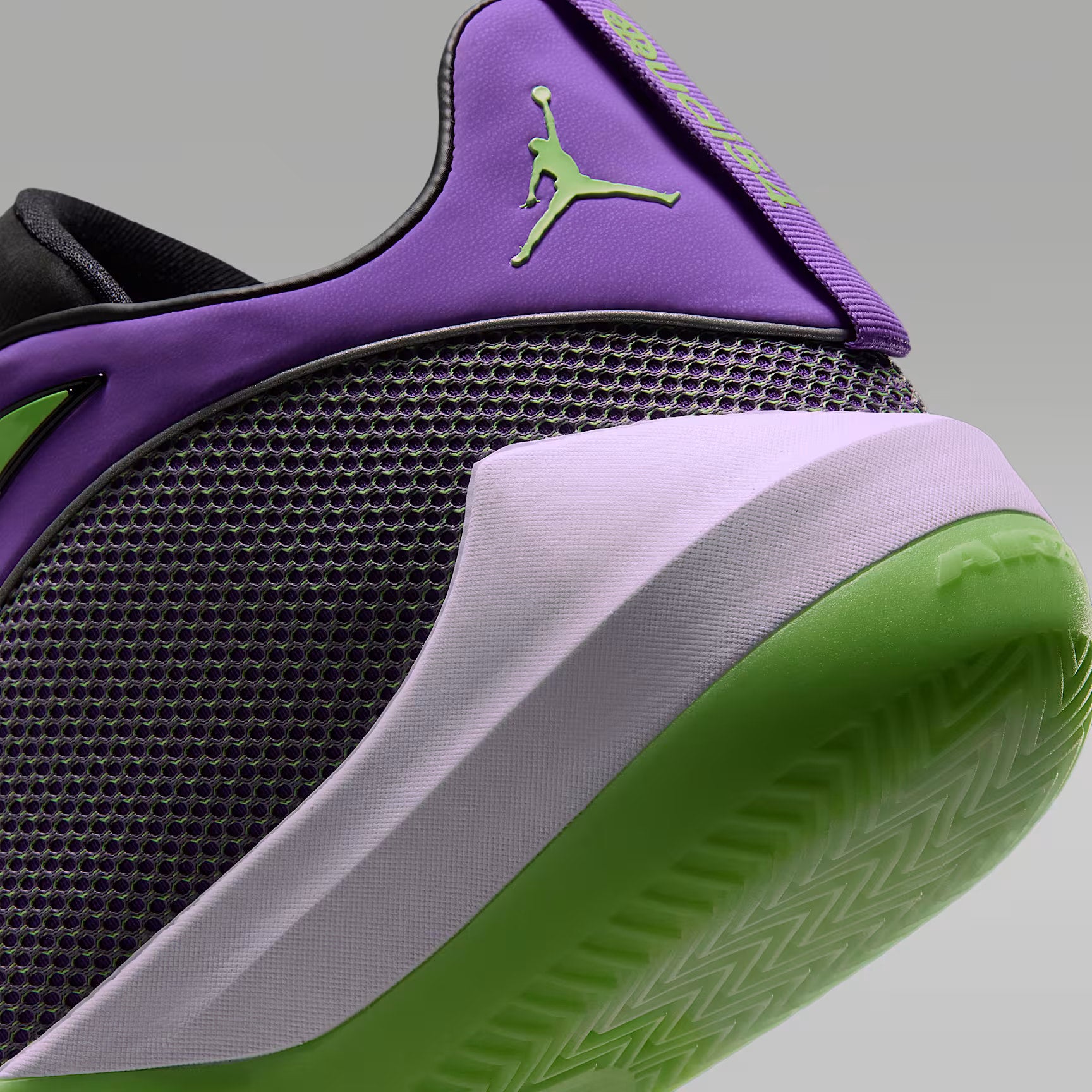 Jordan Triangle “Quai 54”
