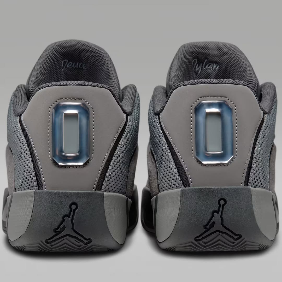 Tatum 4 "Smoke Grey"