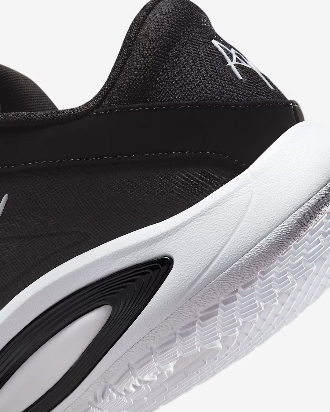 Nike A'One