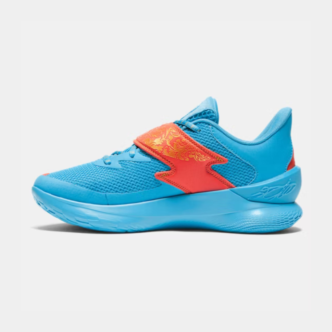 Curry Fox 1 'Happy Fox Day'